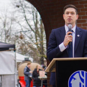 Seattle City Council signs letter in support of federal workers targeted for layoffs