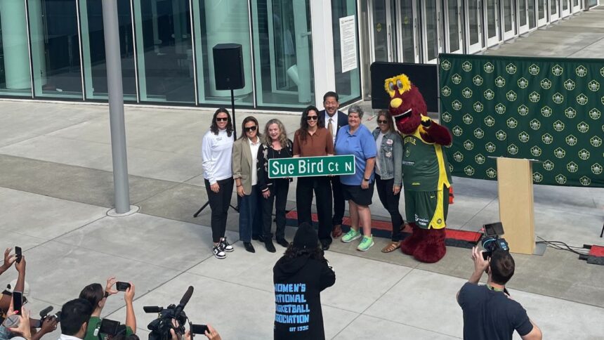 Basketball legend Sue Bird honored with street dedication