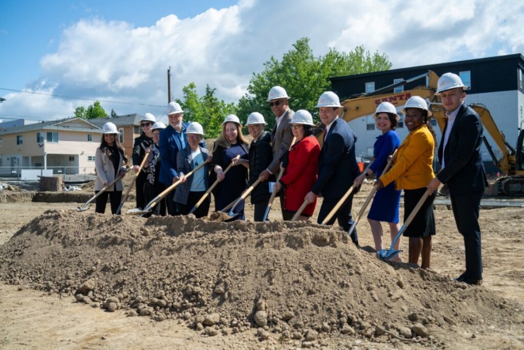 Councilmember Strauss participates in St. Luke’s Episcopal Church and BRIDGE Housing groundbreaking