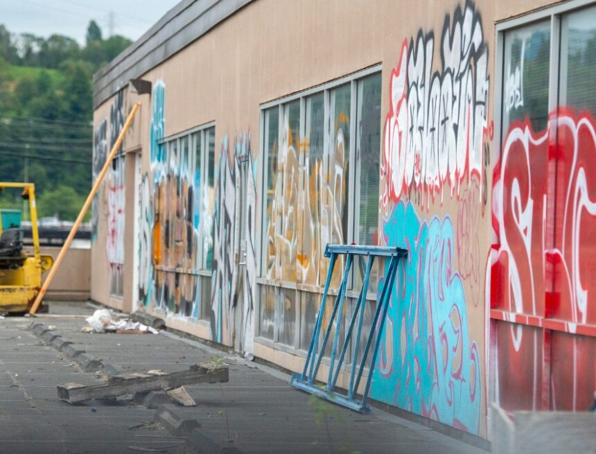 building with graffiti